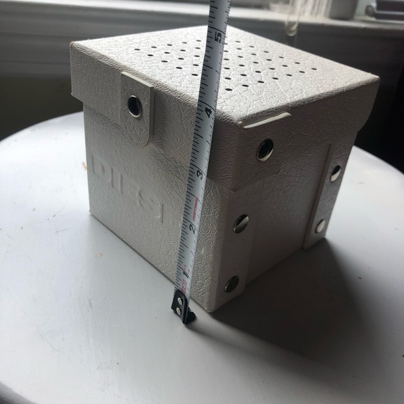 DIESEL Watch Box White Leather Box Faux Snap Closure Pillow Inside For Watch - Picture 11 of 12